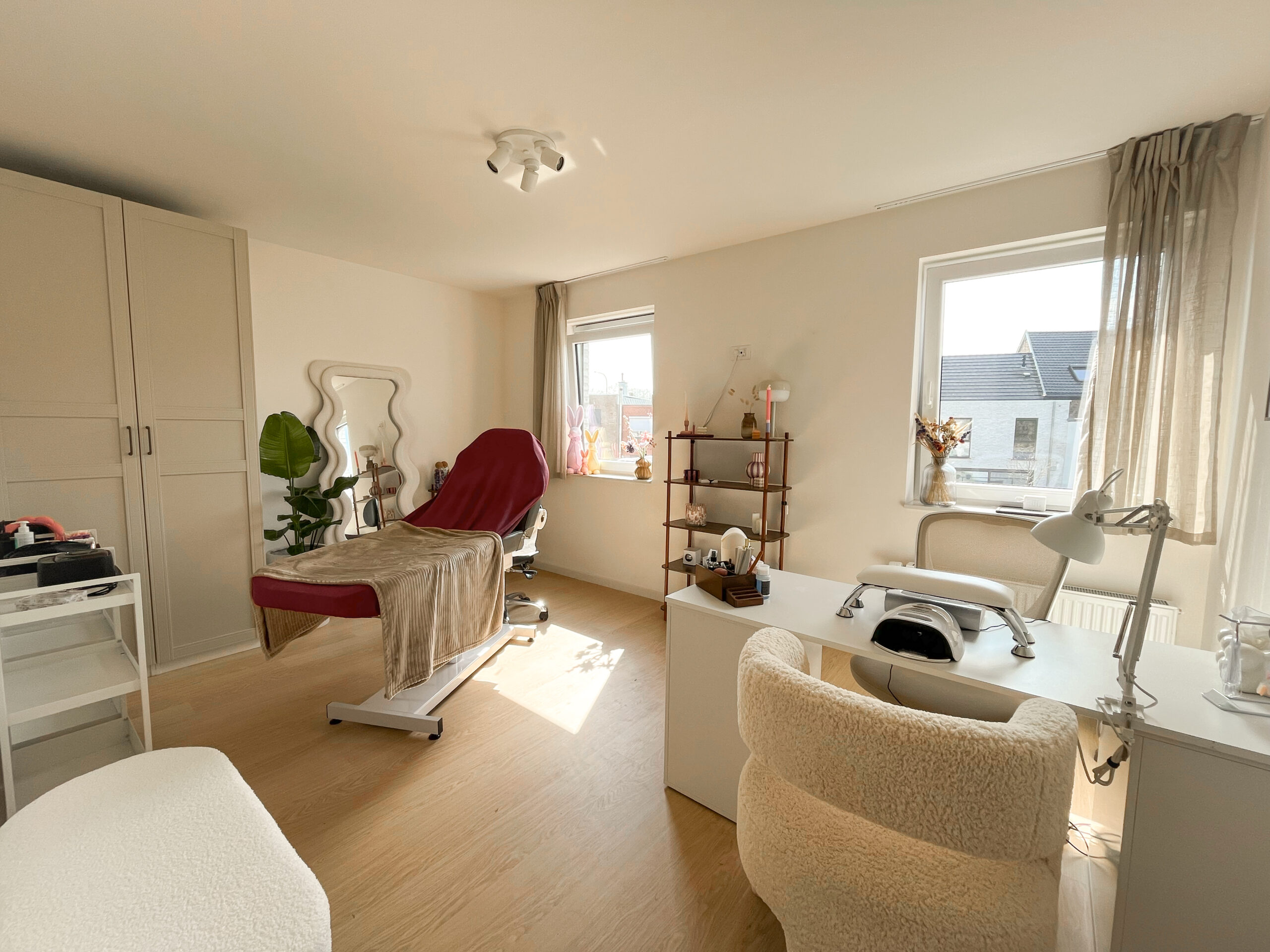 Het salon van Maison Leonie in Oostkamp