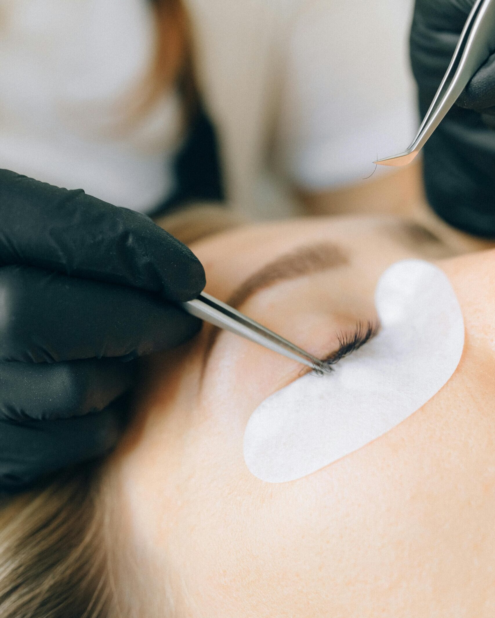 One by one lashes behandeling
